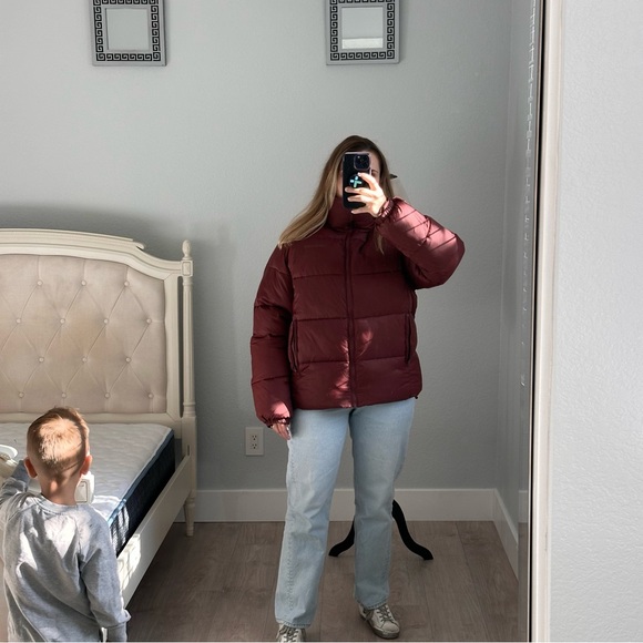 New Urban Outfitters Burgundy Lightweight puffer Jacket - Picture 8 of 14